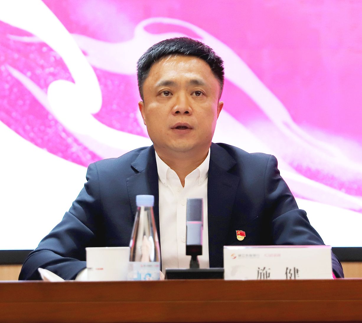 efb7dbbafa2e920d4beccf298a3742b efb7dbbafa2e920d4beccf298a3742b